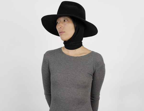 Clyde Neck Shade Clyde Neck Shade