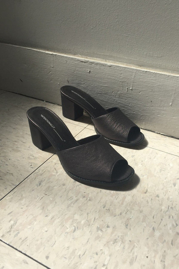 Intentionally Blank Leather Fun Heel Intentionally Blank Leather Fun Heel