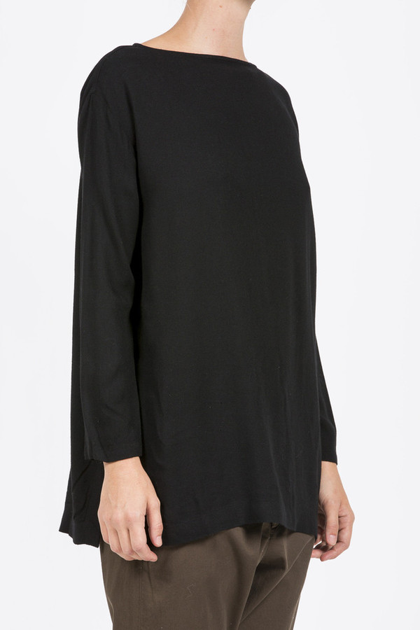 Black Crane Long Slit Top Black Crane Long Slit Top