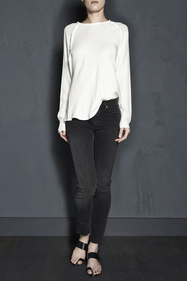 Long Sleeve Raglan Blouse Long Sleeve Raglan Blouse