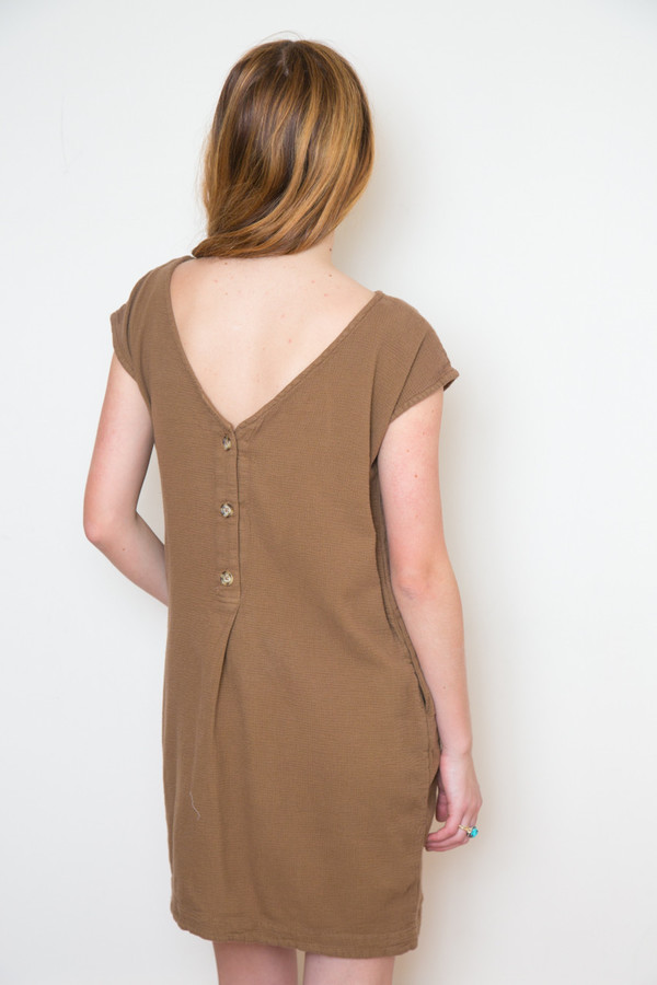 esby caroline shift dress esby caroline shift dress