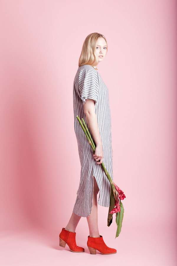 BLACK CRANE LONG LINEN DRESS BLACK CRANE LONG LINEN DRESS