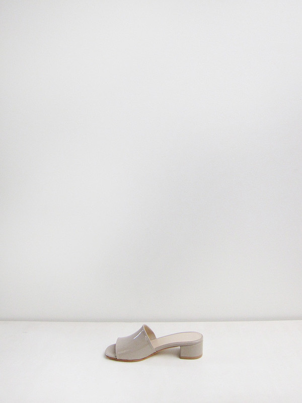 Maryam Nassir Zadeh Sophie Slide, Cement Maryam Nassir Zadeh Sophie Slide, Cement