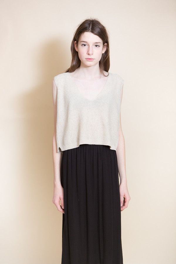 Ali Golden Knit V-Neck Tank / Oatmeal Ali Golden Knit V-Neck Tank / Oatmeal