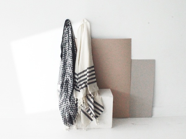 Scout & Catalogue VOYAGER TRAVEL TOWELS Scout & Catalogue VOYAGER TRAVEL TOWELS