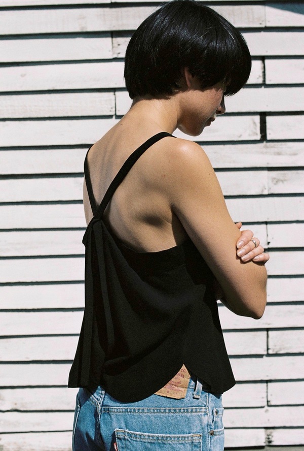 Assemly Strap Top - black Assemly Strap Top - black