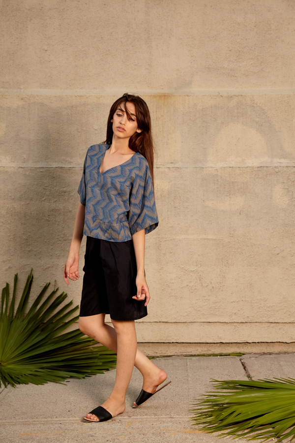 Tantuvi Kimono V-Neck- Oasis Tantuvi Kimono V-Neck- Oasis