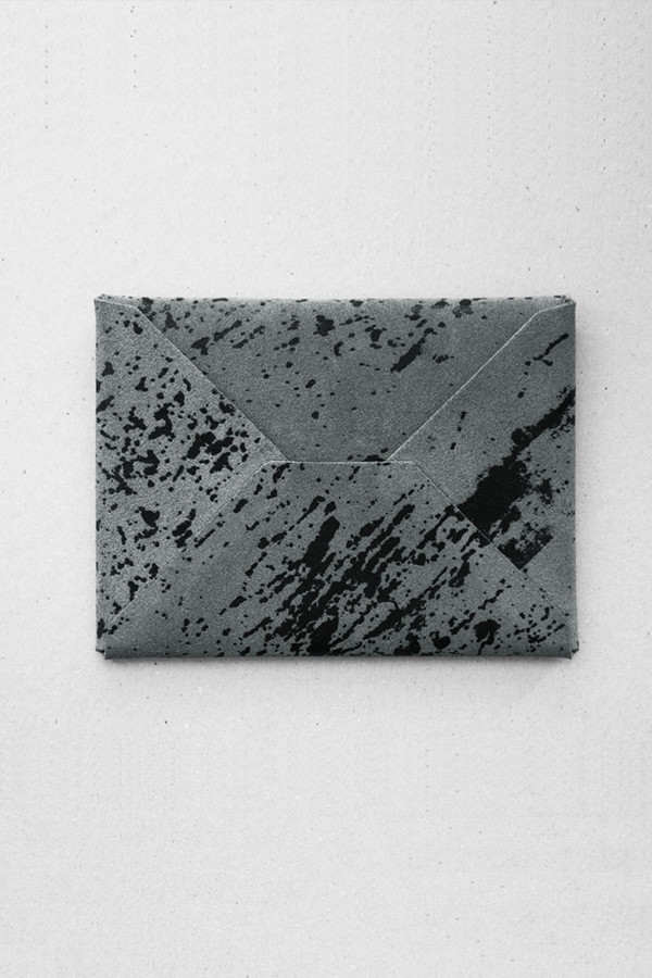 Anve Suede Envelope Cardholder Anve Suede Envelope Cardholder