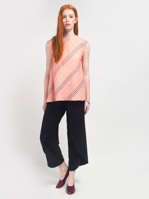 CF Goldman Sleeveless Woven Top CF Goldman Sleeveless Woven Top