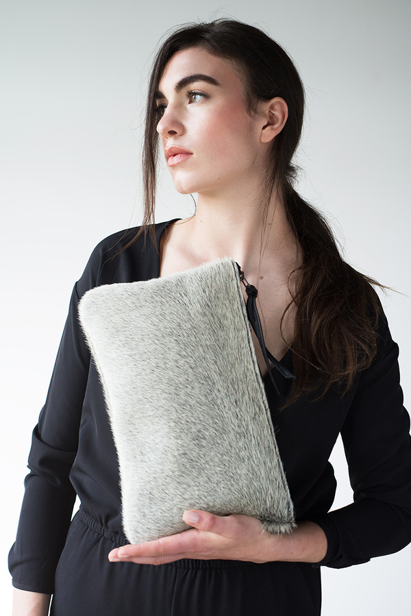 Primecut LIGHT GREY CLUTCH Primecut LIGHT GREY CLUTCH