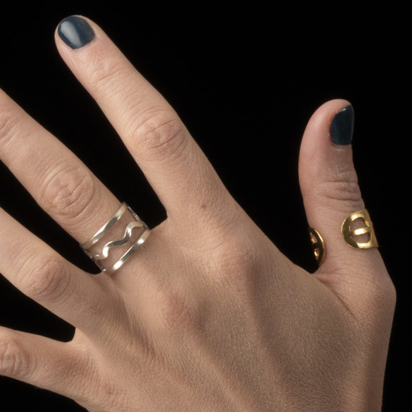 Alynne Lavigne Tri-Wave Ring Alynne Lavigne Tri-Wave Ring