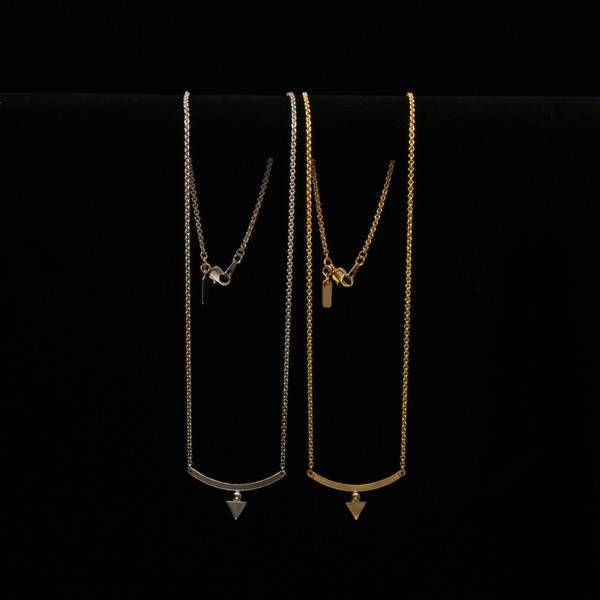Alynne Lavigne Triangle Bar Necklace Alynne Lavigne Triangle Bar Necklace