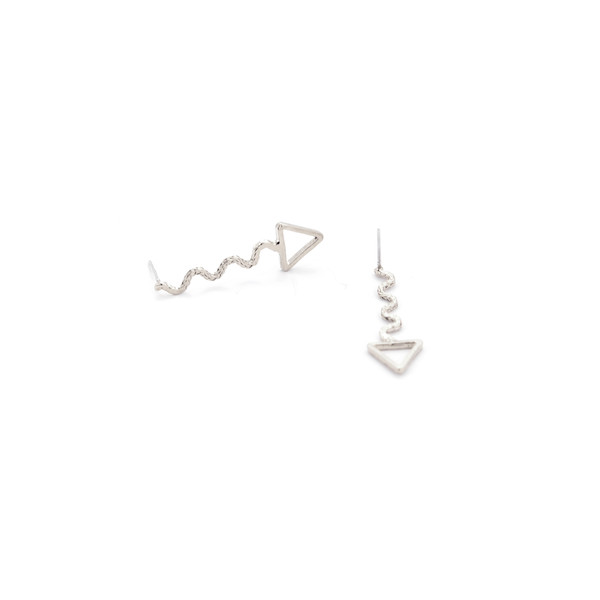 Alynne Lavigne Way Triangle Earrings Alynne Lavigne Way Triangle Earrings