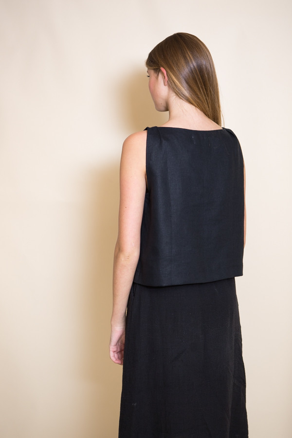 Ursa Minor Meg Top / Black Linen Ursa Minor Meg Top / Black Linen
