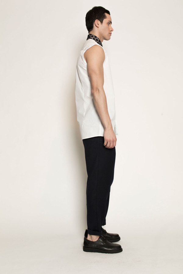 Men's Kenneth Ning Lace Collar Sleeveless Shirt in White Men's Kenneth Ning Lace Collar Sleeveless Shirt in White
