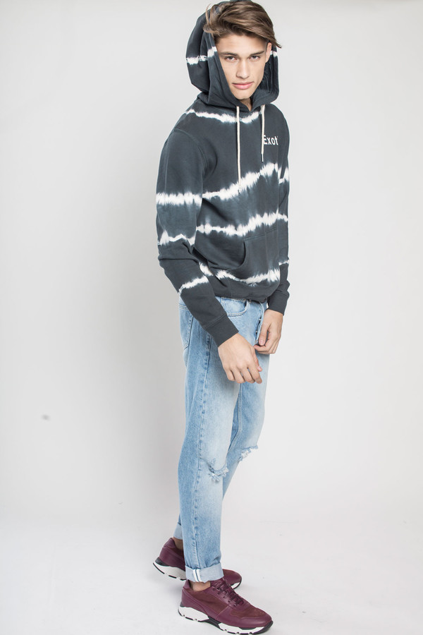 Men's SOULLAND Steinsland Hooded Sweat in Navy Tie Dye Men's SOULLAND Steinsland Hooded Sweat in Navy Tie Dye