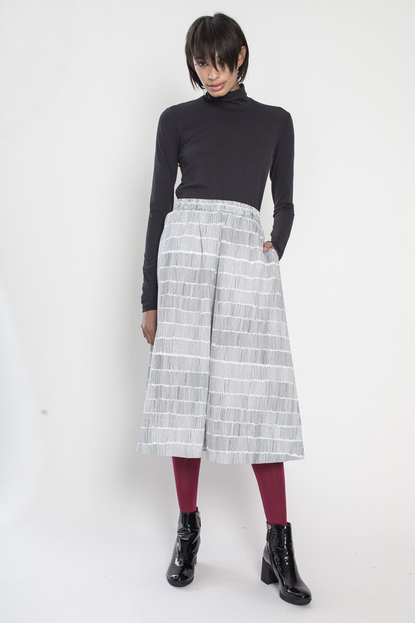 Kowtow Studio Skirt in Black Dashes on White Kowtow Studio Skirt in Black Dashes on White