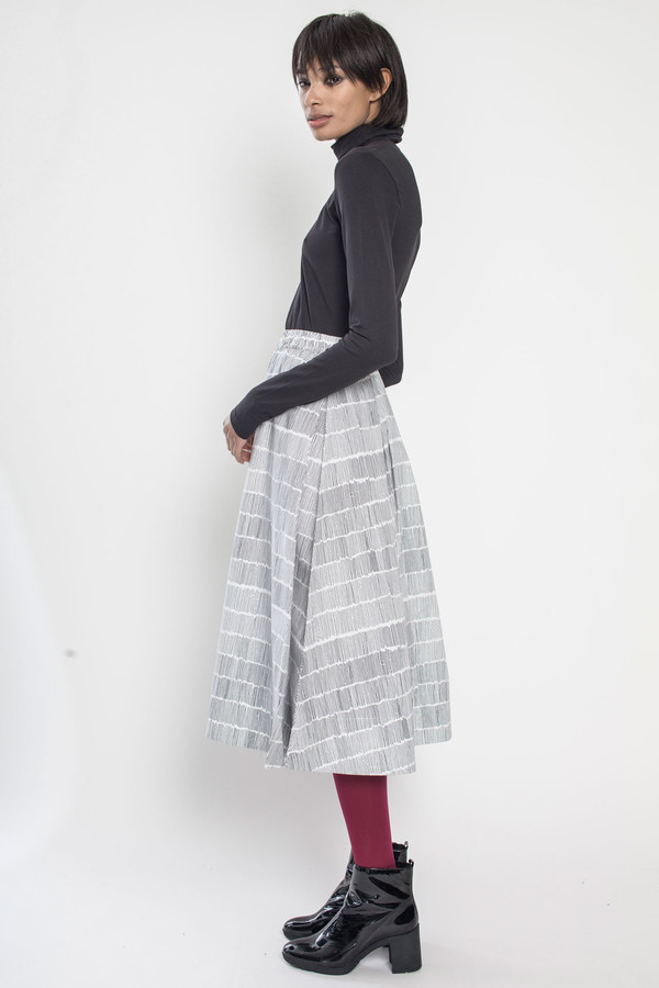 Kowtow Studio Skirt in Black Dashes on White Kowtow Studio Skirt in Black Dashes on White