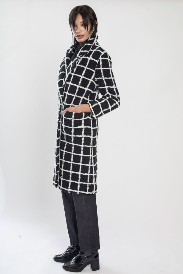 KURT LYLE Veronica Double breasted coat in Grid KURT LYLE Veronica Double breasted coat in Grid