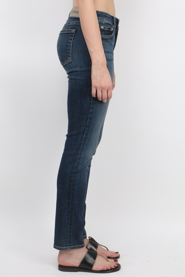 Strom Fyra Crop Strom Fyra Crop