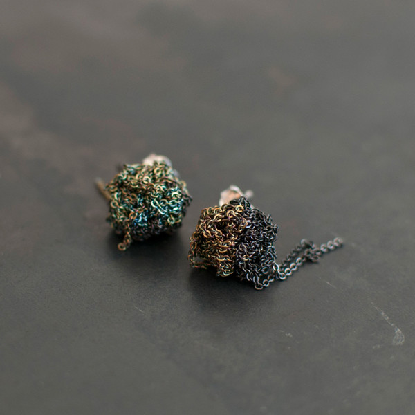 Arielle De Pinto 2-Tone Bead Earrings Charcoal/Army Arielle De Pinto 2-Tone Bead Earrings Charcoal/Army