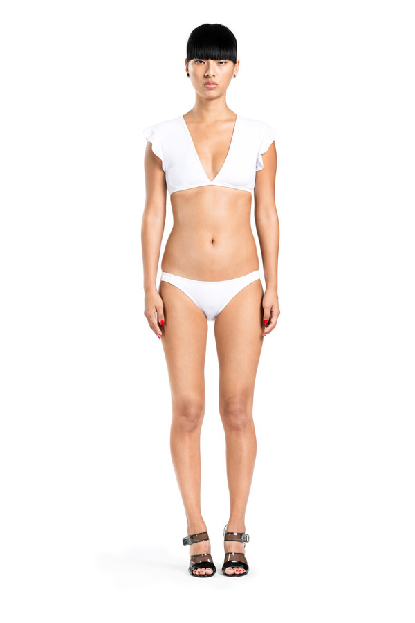 BETH RICHARDS Sophia Top - White V FRONT TOP WITH RUFFLE DETAIL ON SHOULDER BETH RICHARDS Sophia Top - White V FRONT TOP WITH RUFFLE DETAIL ON SHOULDER