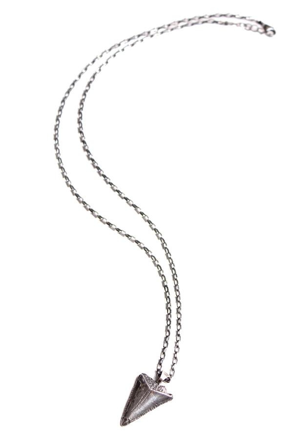 Sarah Dunn Silver Shark Tooth on Oxidized Chain Sarah Dunn Silver Shark Tooth on Oxidized Chain