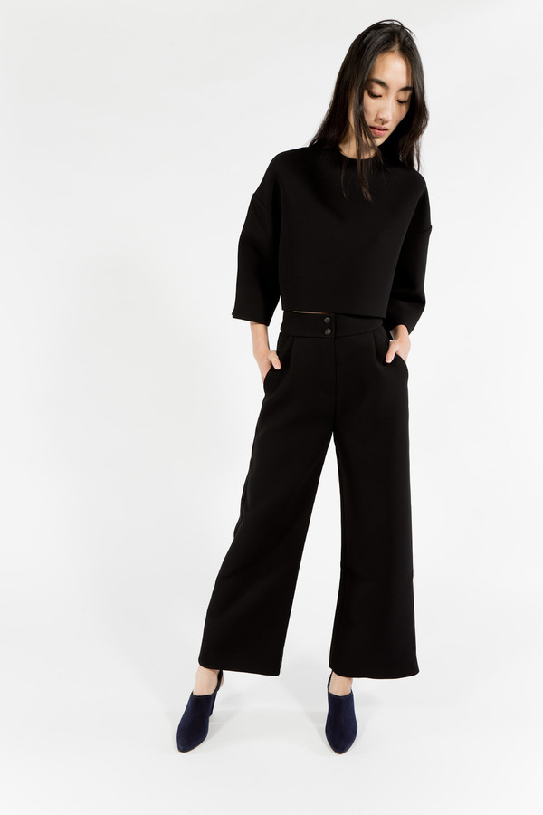 être cécile Wide Sleeve Crop Top être cécile Wide Sleeve Crop Top