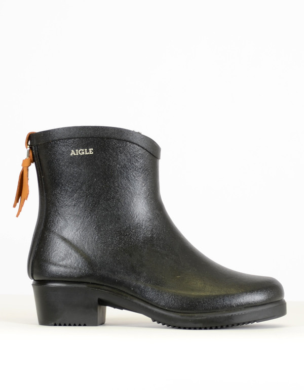 Aigle Miss Juliette Rainboot With Fur Noir Aigle Miss Juliette Rainboot With Fur Noir