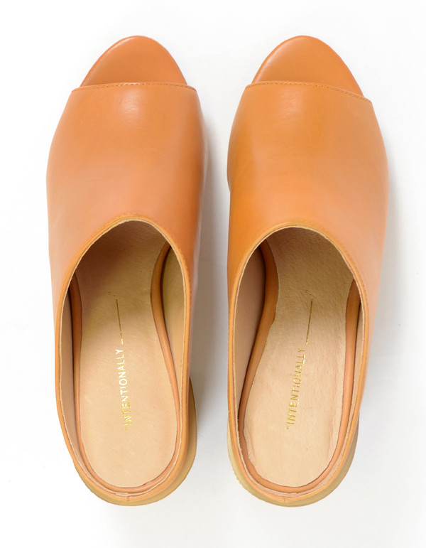 Intentionally Blank Filly Mule Tan Intentionally Blank Filly Mule Tan