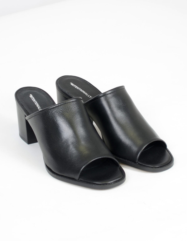 Intentionally Blank Skipper Heeled Slide Black Intentionally Blank Skipper Heeled Slide Black