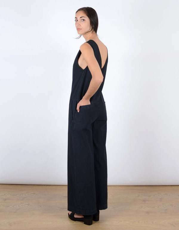 Neuw Assin One Piece Black Neuw Assin One Piece Black