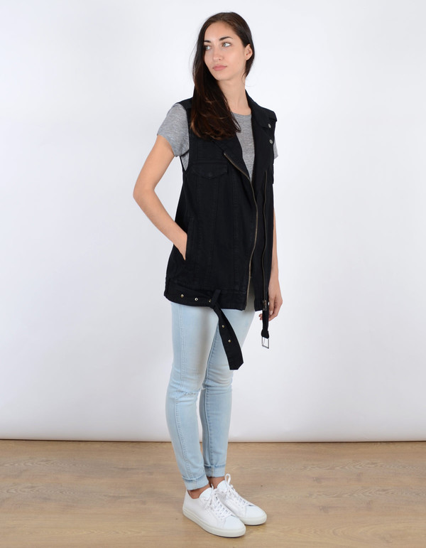 Neuw Izabel Vest Black Overdye Neuw Izabel Vest Black Overdye