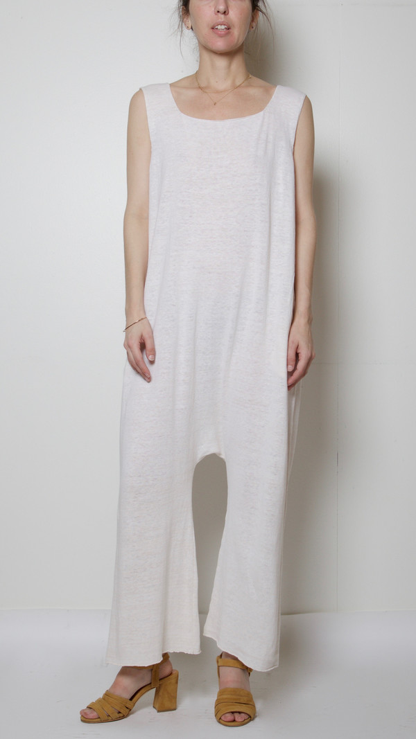 Lauren Manoogian Peg Lounger in Perla Lauren Manoogian Peg Lounger in Perla