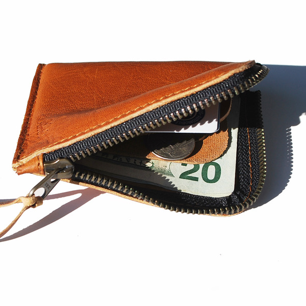 Unknown Zipper Wallet<br>Oiled Leather Brown<br> Unknown Zipper Wallet<br>Oiled Leather Brown<br>