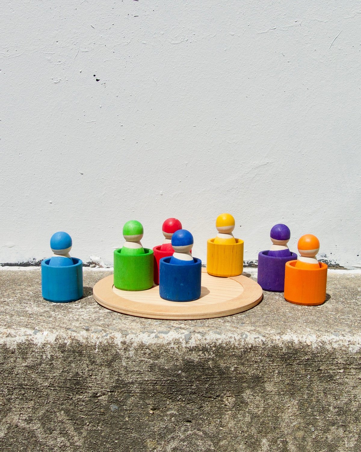 seven friends in seven bowls