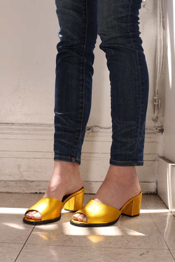 "INTENTIONALLY ___________ ." FUN IN YELLOW "INTENTIONALLY ___________ ." FUN IN YELLOW