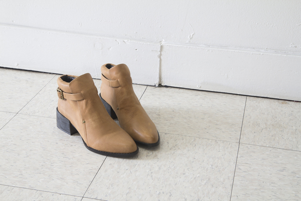 Unknown MAST boot in TAN waxed leather Unknown MAST boot in TAN waxed leather