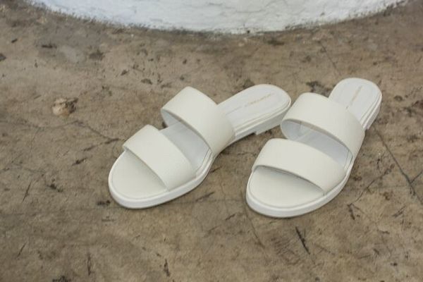 Intentionally Blank RITZ in WHITE LEATHER Intentionally Blank RITZ in WHITE LEATHER