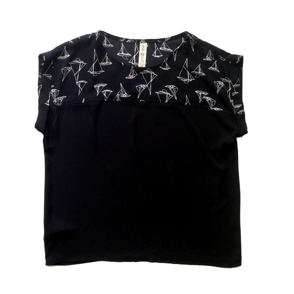 Eve Gravel Black Keys Printed Boat Eve Gravel Black Keys Printed Boat