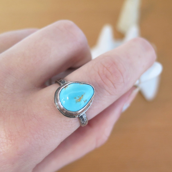 Tear drop turquoise ring Tear drop turquoise ring
