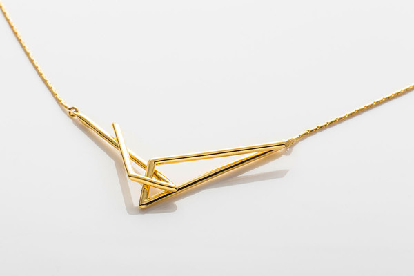 Mau Mini Interlocking Necklace Mau Mini Interlocking Necklace