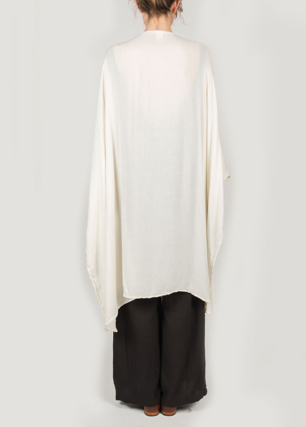 Black Crane - Poncho in Cream Black Crane - Poncho in Cream