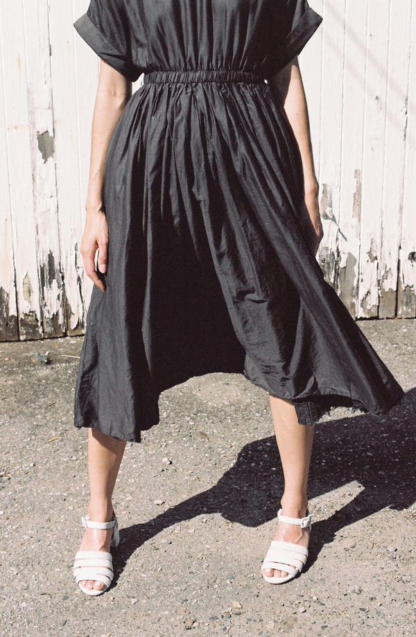 Black Crane Pleated Dress - charcoal Black Crane Pleated Dress - charcoal