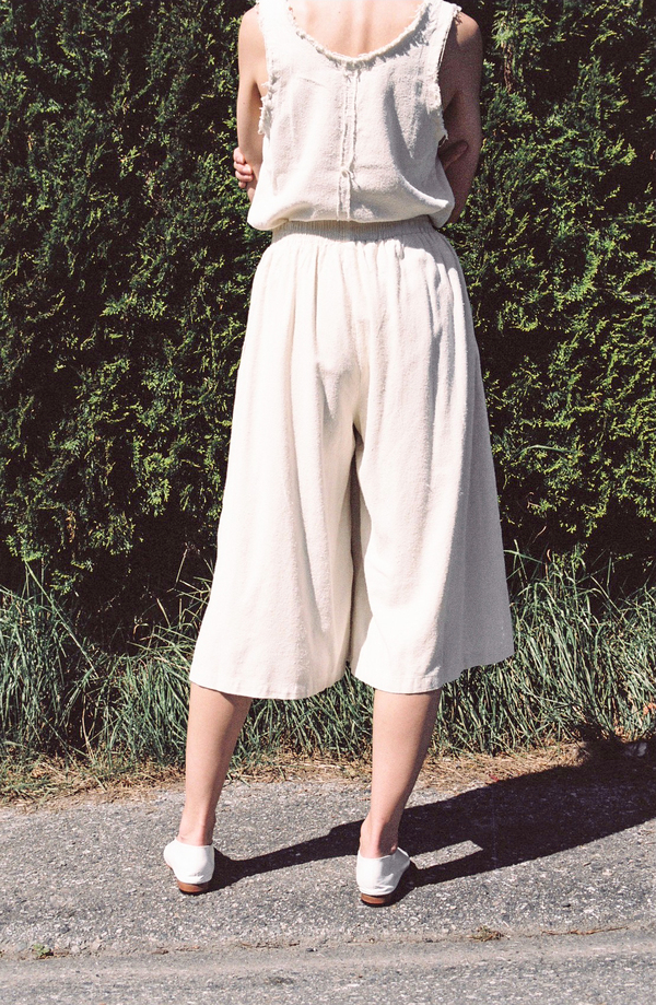 Black Crane Slit Wide Culotte - cream Black Crane Slit Wide Culotte - cream