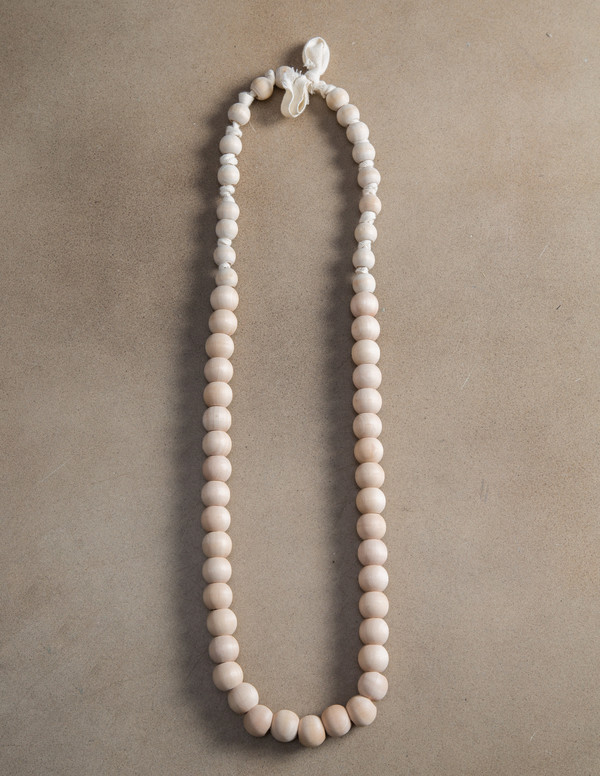 SBJ Austin Wooden Necklace in Natural SBJ Austin Wooden Necklace in Natural