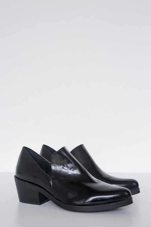 Intentionally Blank Leather Meds Heeled Loafer Intentionally Blank Leather Meds Heeled Loafer