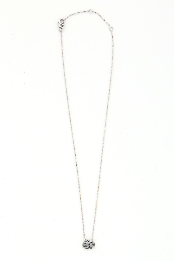Oliver Kelly Mini Hamsa Necklace Oliver Kelly Mini Hamsa Necklace