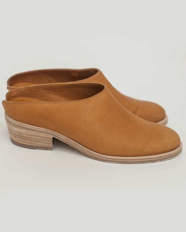 Reality Studio March Clogs Reality Studio March Clogs