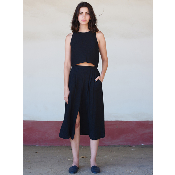 FIRSTRITE PLEATED SKIRT - BLACK 2 FIRSTRITE PLEATED SKIRT - BLACK 2
